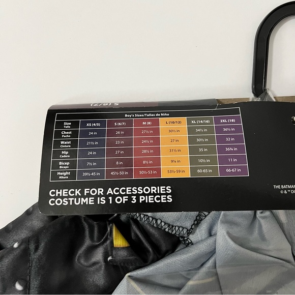 Batman Child Costume - Picture 10 of 10